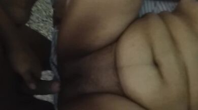 Filling the cunt with milk from a mature brunette milf