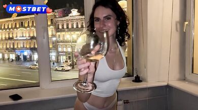 Hardcore sex in an apartment with a street view with a big-assed beauty