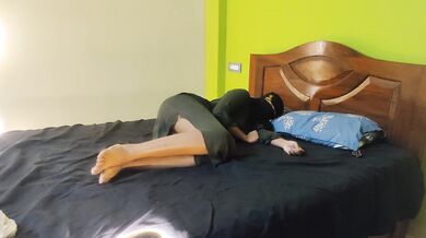 Stepsister, We Have only 10 Minutes. And We will Make It.