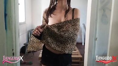 My blonde neighbor escapes from her husband and asks me to fuck her hard until she squirts (Preview)