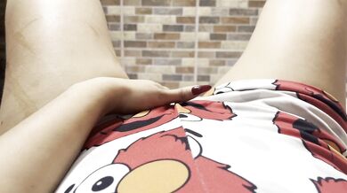 sexy fucking her pussy in the laundry room
