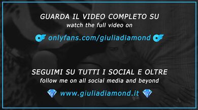 Le ZIE ITALIANE Troie Diana Zilli e Giulia Diamond SEDUCONO e si Scopano il GIOVANE Cazzo - Threesome Amatoriale Italiano (Dialoghi italiani)