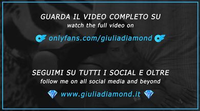 Le ZIE ITALIANE Troie Diana Zilli e Giulia Diamond SEDUCONO e si Scopano il GIOVANE Cazzo - Threesome Amatoriale Italiano (Dialoghi italiani)