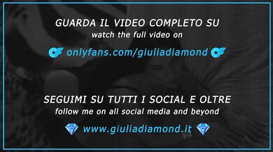 Le ZIE ITALIANE Troie Diana Zilli e Giulia Diamond SEDUCONO e si Scopano il GIOVANE Cazzo - Threesome Amatoriale Italiano (Dialoghi italiani)