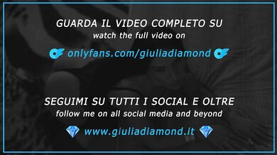 Le ZIE ITALIANE Troie Diana Zilli e Giulia Diamond SEDUCONO e si Scopano il GIOVANE Cazzo - Threesome Amatoriale Italiano (Dialoghi italiani)