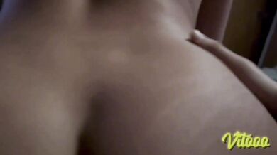 Latina with a round ass moving incredibly - cumshot on her ass