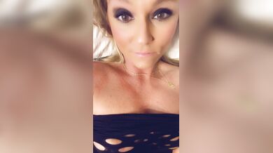 Sexiest real amateur dirty talking milf with perfect ass loves rough sex
