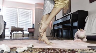 CINDERELLA & HER SMELLY SHOES • Femdom • Shoe Fetish • Sexy Talk • Luddo Vicka