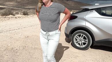 SUNSHINE_NUDE SHOCKS PUBLIC WITH URGENT OUTDOOR WETTING PANTS