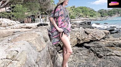 Resort Bungalows PUBLIC Flashing n PEE # Evolova sex toy