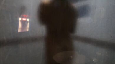 I film my girlfriend while she's showering, look at her natural body