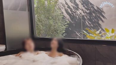 Lesbian sex in bathtub