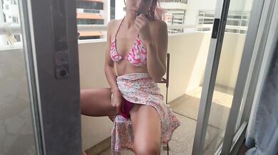 getting so loud with my vibrator on the balcony... i hope they're watching