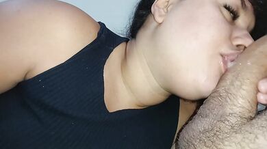 best mouth in porn, she's going viral for her amazing skills sucking dick????