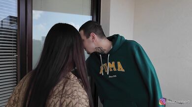 I invited a girl I met on the street back to my place! She's quite the little slut │McTraaaher