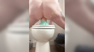 Anal toy fist riding