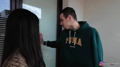 I gave a blowjob to the first guy I met on the street! He fucked me good and came in my mouth │Call me Hanna