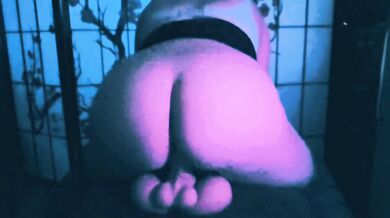 Anal Dildo Ride - Big Butt Goth Girl