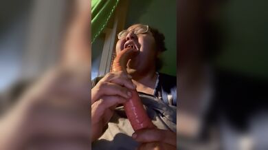 Cum let me dick on your sausage