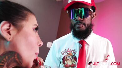 Kennedy Rose gets her sexual urges quenched
