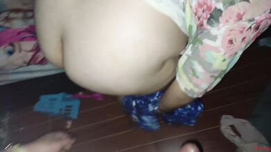 Pinay walker milf fucked and moans loud