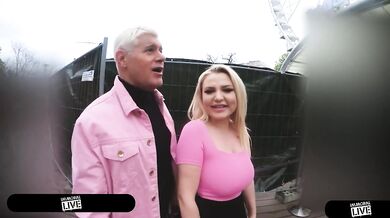 Round Butt Bouncing & Face Sitting Before Simultaneous Cock Drilling!