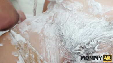 MOMMY4K. Shaving mature pussy ended up as hot bathroom fuck