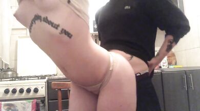 DATEZONE - Amateur blonde blows and gets fucked doggystyle in the kitchen