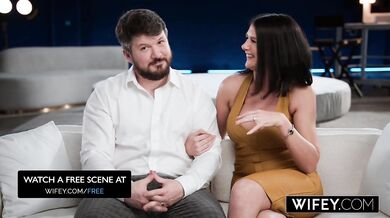 WIFEY Hubby Watches As His Horny Wife Sienna Rae Gets Double Penetrated In Front Of Him