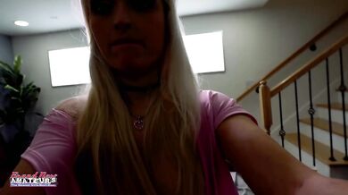 Starlette Storm: Voluptuous Blonde Hand Rimjob Thick Toy!
