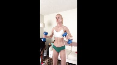 Skinny blonde chick upper body workout