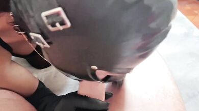 Blindfolded pleasure with condom and heat