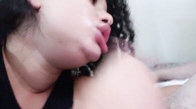 BEST POV blowjob swallowing dick she's insane and skilled, luck????‍