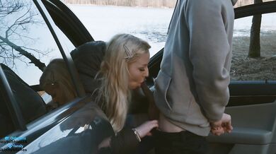 Picking Up Cute Hitchhikers Has Its Benefits