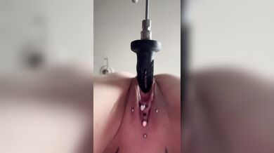 Daddy and the fuckmachine remote