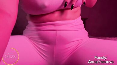 Challenge not to cum: spit on tits and squirt orgasm in the pussy