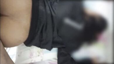 Married woman releases her ass and asks not to show her face so cuckold does not see