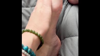 JOI Foot Worship MILF's pretty feet foot fetish Canadian