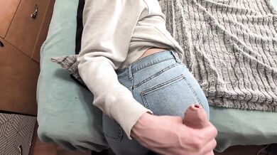 Messy Cumshot on Ninas Jeans after Grindng Ass POV