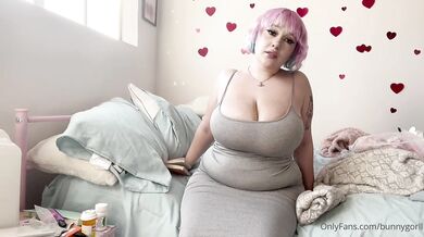 BUSTY E-GIRL TALKS YOU THROUGH IT AND RUBS HER PUSSY! (JOI AND HUGE ORGASM)