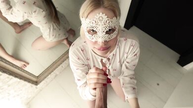 GENTLE MORNING SEX WITH A BEAUTIFUL GIRL