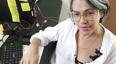 What a day at the office! They gave me a delicious cock to try.