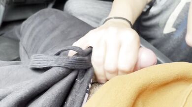 Oral sex on public transport, I invite a tourist to sit next to me, she sucks me until I ejaculate (part 2)