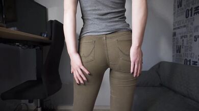 Hot Woman In Tight Jeans Walks Around And Teases Panty Line