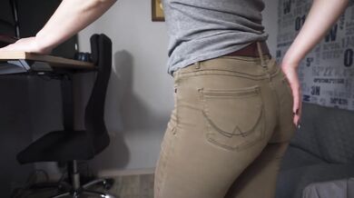 Hot Woman In Tight Jeans Walks Around And Teases Panty Line