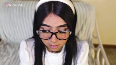 Student has sex with her favorite teacher