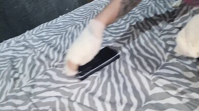 Stepsis asks for help to cum