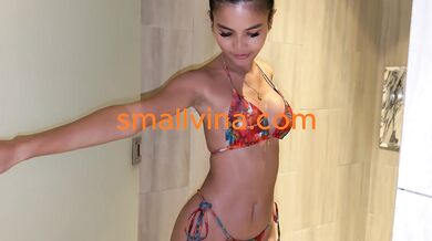Twerking Asian Thai After School Strip In The Bathroom Solo