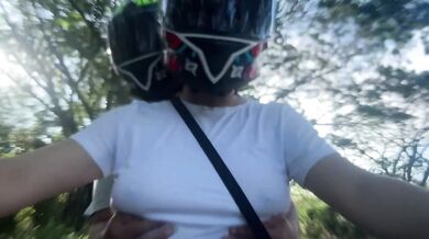 Recogí Un Cliente De DIDI Sin Sosten y Se Dio Cuenta De Mis Grandes Tetas