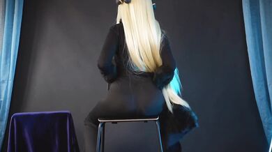 Champion Cynthia Cosplay - Big ASS in your face, tease, worship, jiggle and spanks